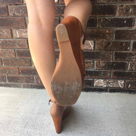 {Lucky Brand} Brown Wooden Heel Strappy Wedges - Picture 4 of 5